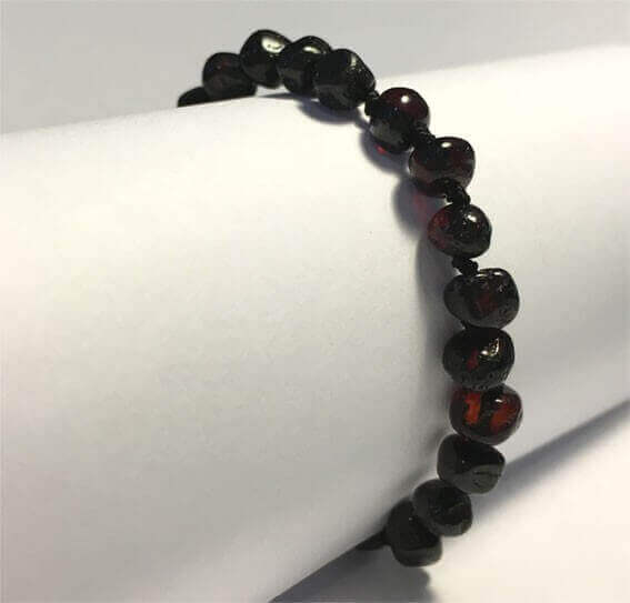 Bracelet bébé en Ambre boules Cerise Noire