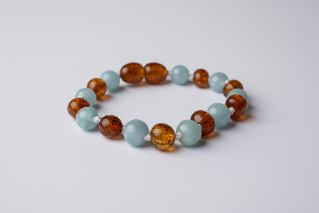 Bracelet Ambre bébé et pierres fines
